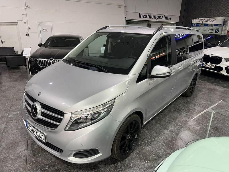Usata Mercedes V220 Edition 163 CV (119 kW) 2017 Argento Monovolume