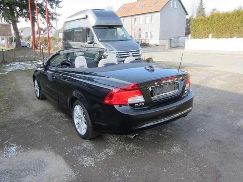 Gebraucht Volvo C70 Summum 177 PS (130 kW) 2012 Black sapphire / metallic Cabrio