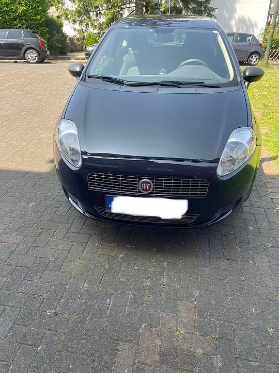 Blau Gebraucht 2009 Fiat Punto Kleinwagen | 2.000 € (Guter Preis) - Bild 1/4