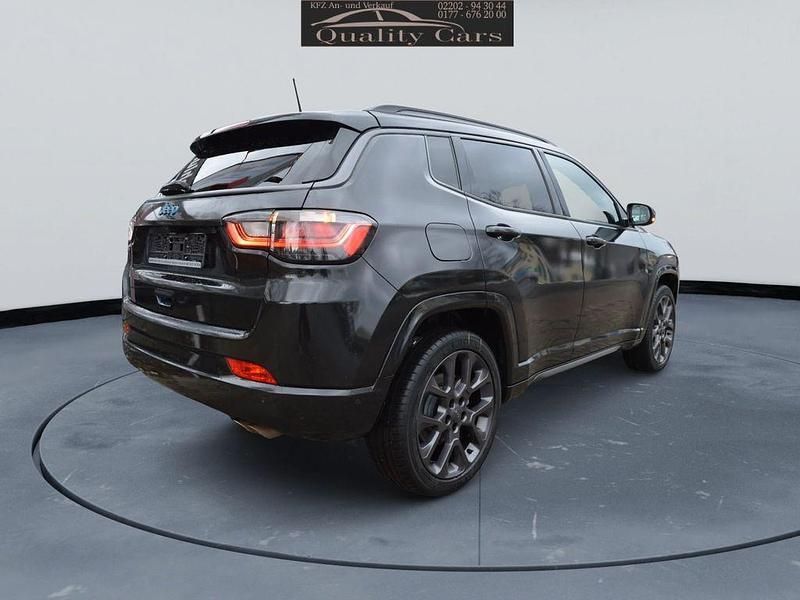 Gebraucht Jeep Compass 179 PS (131 kW) 2021 Blau SUV