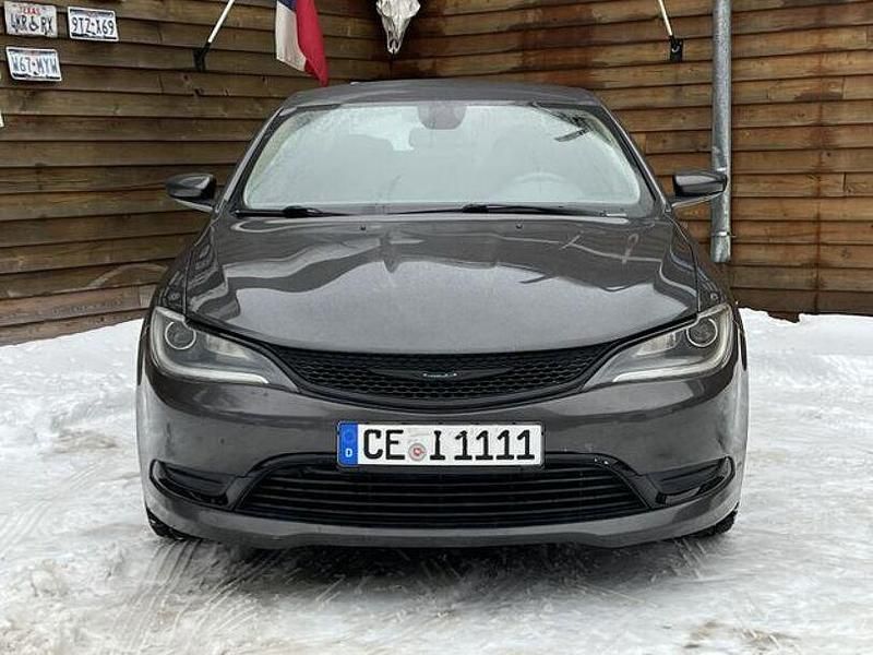 Gebraucht Chrysler 200 294 PS (216 kW) 2015 Grau Limousine