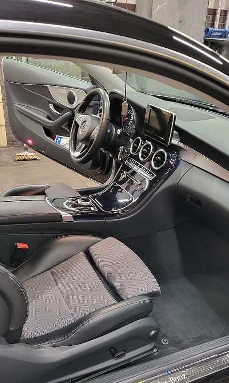 Gebraucht Mercedes C200 Edition 1 184 PS (135 kW) 2016 Schwarz Coupé