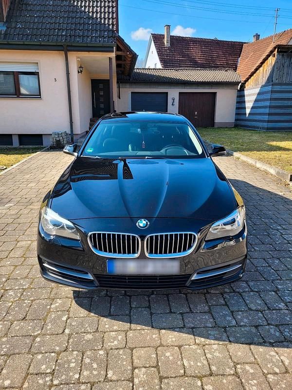Gebraucht BMW 520 190 PS (139 kW) 2015 Schwarz Limousine