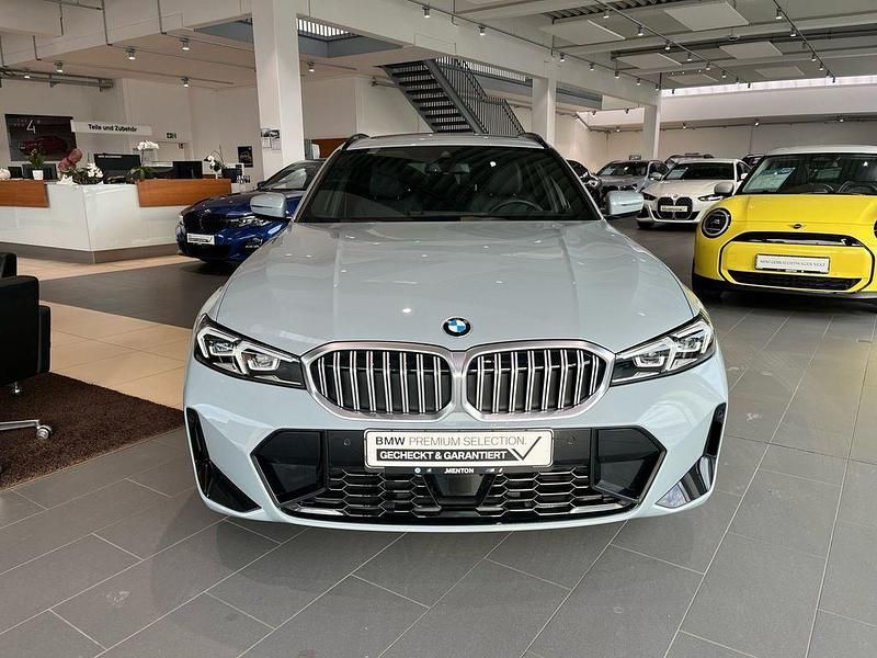 Gebraucht BMW 320 Shadowline 190 PS (139 kW) 2025 Grau Kombi