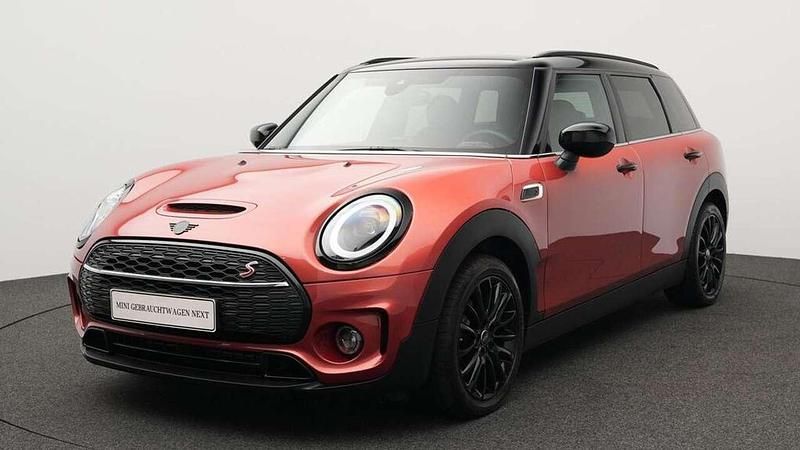 Rot Gebraucht 2024 Mini Cooper S Clubman Kombi | 31.065 € (Guter Preis) - Bild 1/4