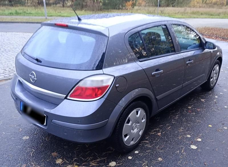 Gebraucht Opel Astra Edition 90 PS (66 kW) 2006 Limousine