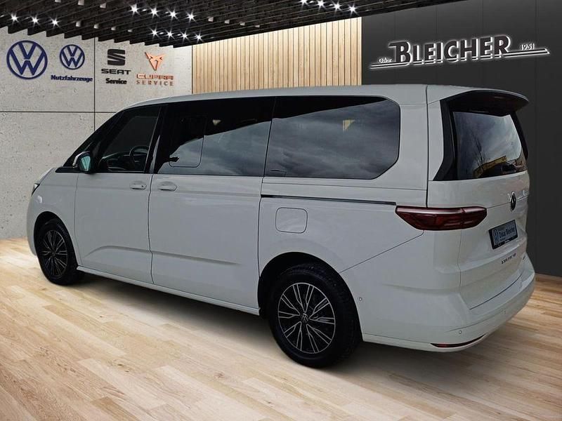 Gebraucht VW Multivan Life 150 PS (110 kW) 2022 Weiss Van