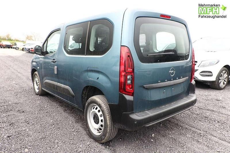 Nowe Opel Combo Edition 102 KM (75 kW) 2025 Niebieski Minivan
