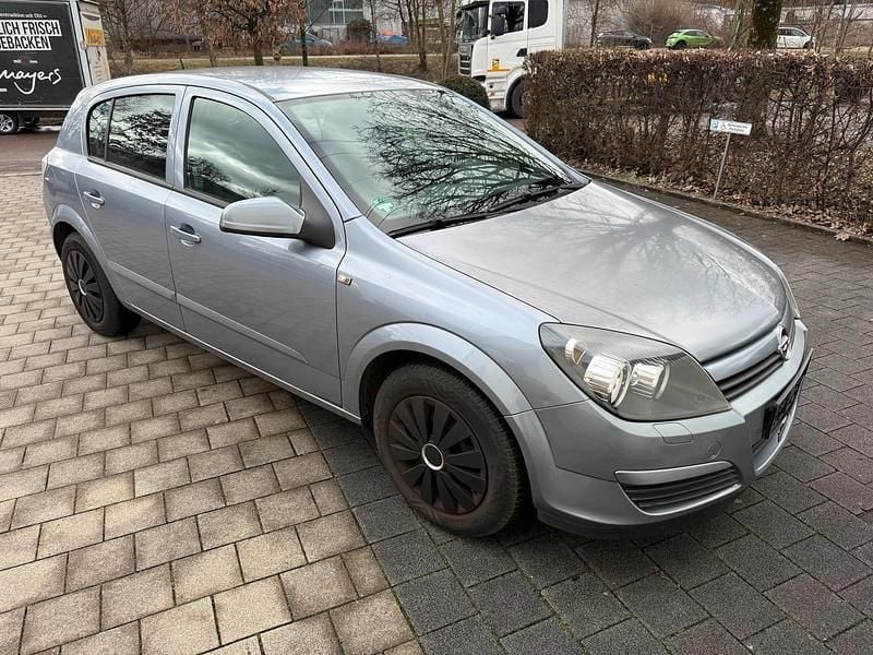 Gebraucht Opel Astra 90 PS (66 kW) 2005 Grau Limousine