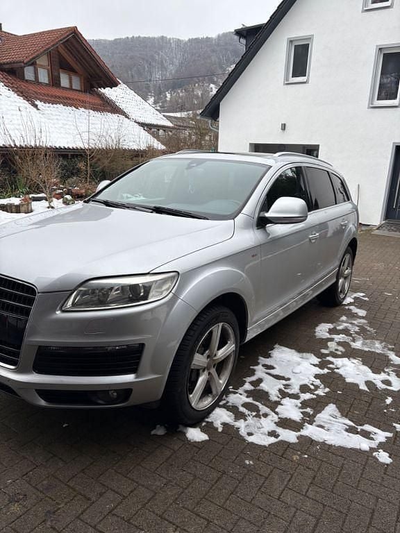 Silber Gebraucht 2008 Audi Q7 SUV | 7.800 € (Superpreis) - Bild 1/4