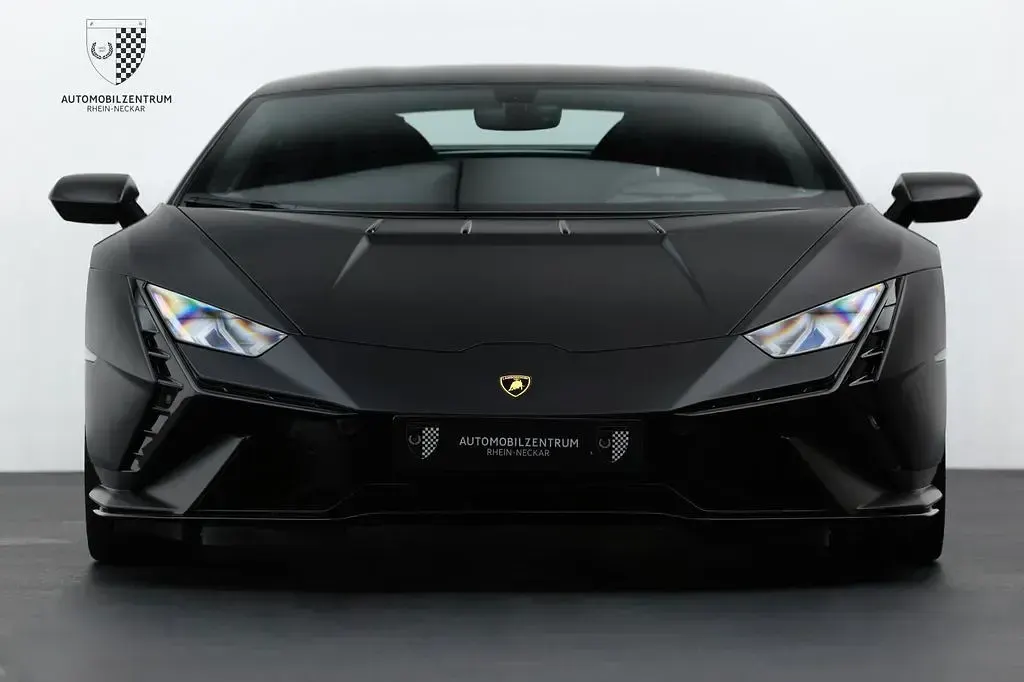 Usata Lamborghini Huracán 639 CV (469 kW) 2024 Nero Coupé