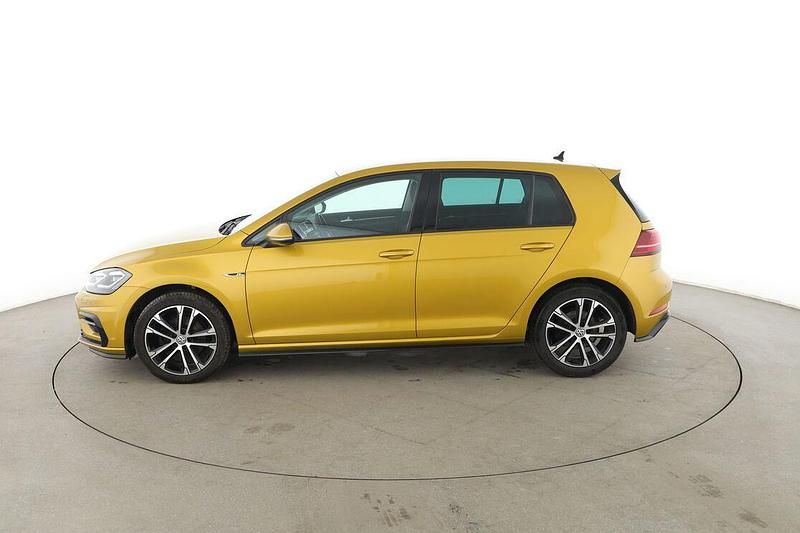 Gebraucht VW Golf VII Highline 2019 Gelb Limousine