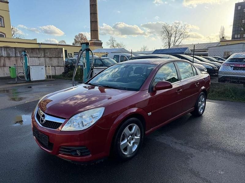 Gebraucht Opel Vectra Edition 140 PS (102 kW) 2006 Rot Limousine