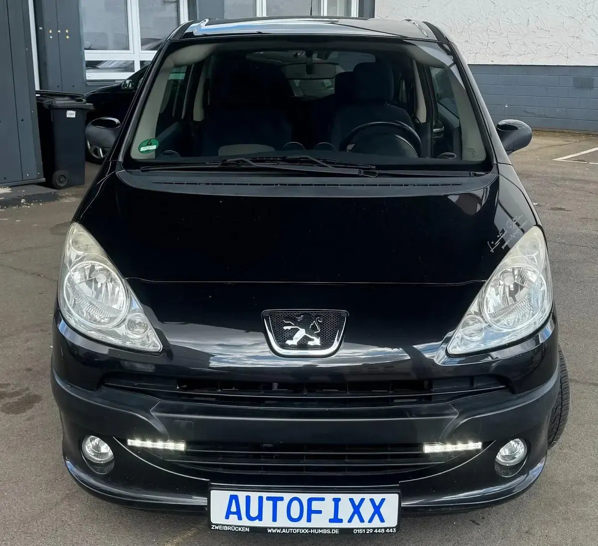 Gebraucht Peugeot 1007 80 PS (58 kW) 2007 Schwarz Van / Kleinbus