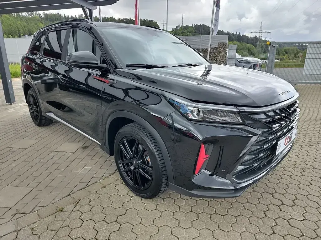 Gebraucht DFSK Fengon 177 PS (130 kW) 2024 Schwarz SUV