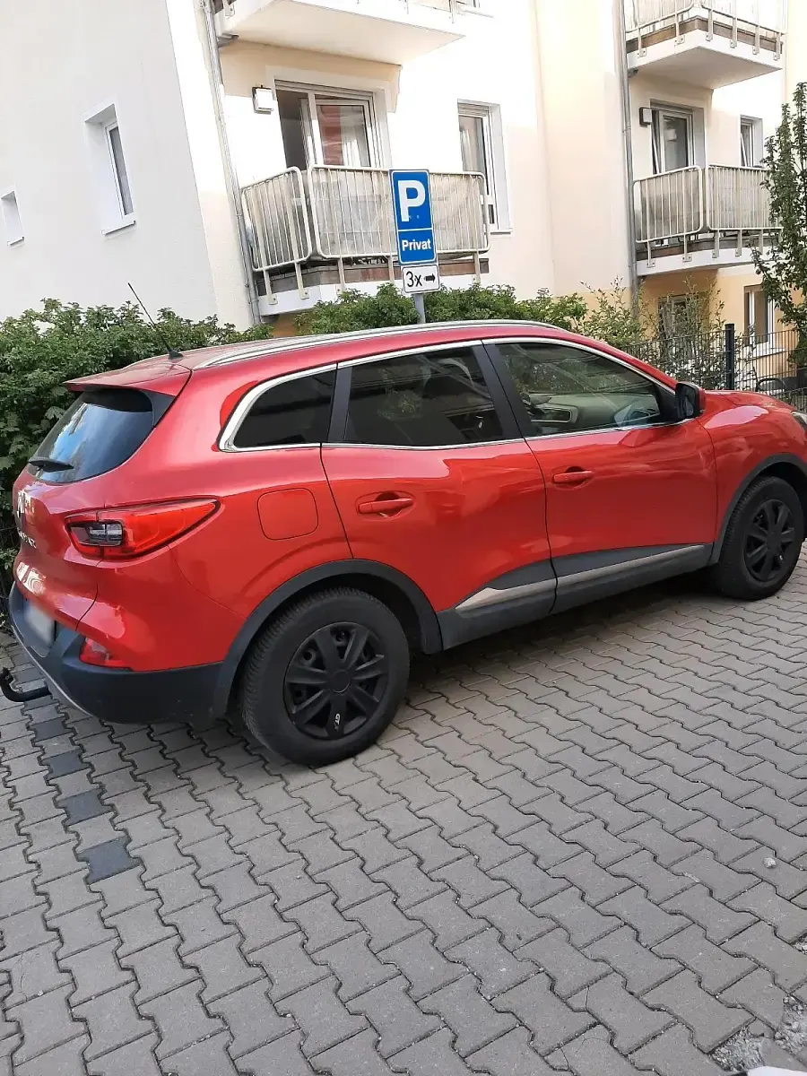 Gebraucht Renault Kadjar 131 PS (96 kW) 2016 Rot SUV