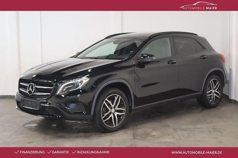 Gebraucht Mercedes GLA200 156 PS (114 kW) 2016 Schwarz SUV