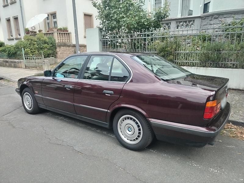 Second-hand BMW 520 150 CP (110 kW) 1995 Roșu Berlinǎ