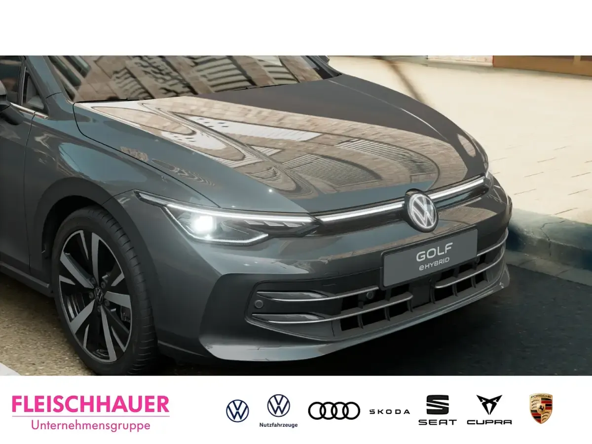 Neu VW Golf VIII Comfortline 204 PS (150 kW) 2026 Grau Limousine