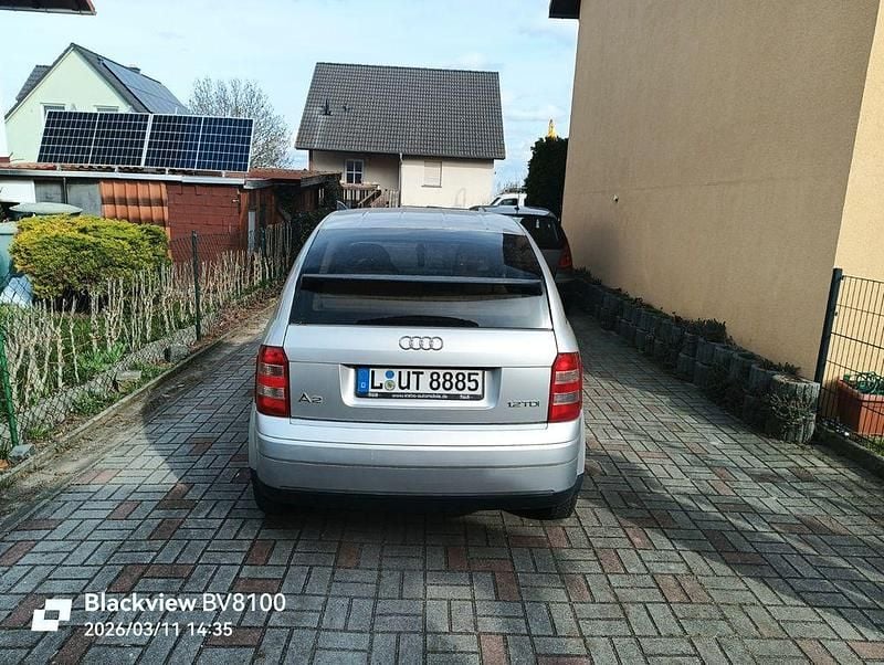 Gebraucht Audi A2 61 PS (44 kW) 2001 Silber Kleinwagen