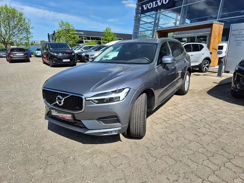 Gebraucht Volvo XC60 Momentum 2021 Grau SUV