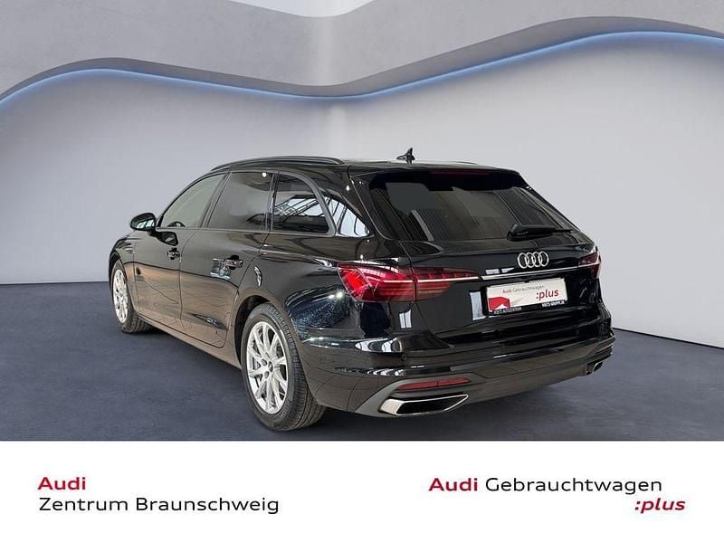 Gebraucht Audi A4 Performance 163 PS (119 kW) 2023 Schwarz Kombi