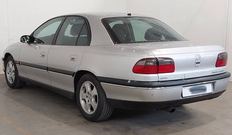 Gebraucht Opel Omega 136 PS (100 kW) 1999 Silber Limousine