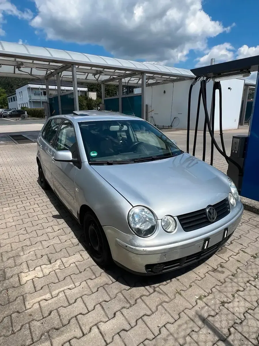 Gebraucht VW Polo 101 PS (74 kW) 2002 Silber Kleinwagen