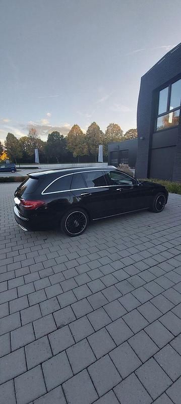 Gebraucht Mercedes C250 204 PS (150 kW) 2014 Schwarz Kombi