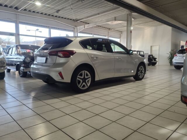 Gebraucht Ford Focus Cool & Connect 101 PS (74 kW) 2023 Silber Kleinwagen