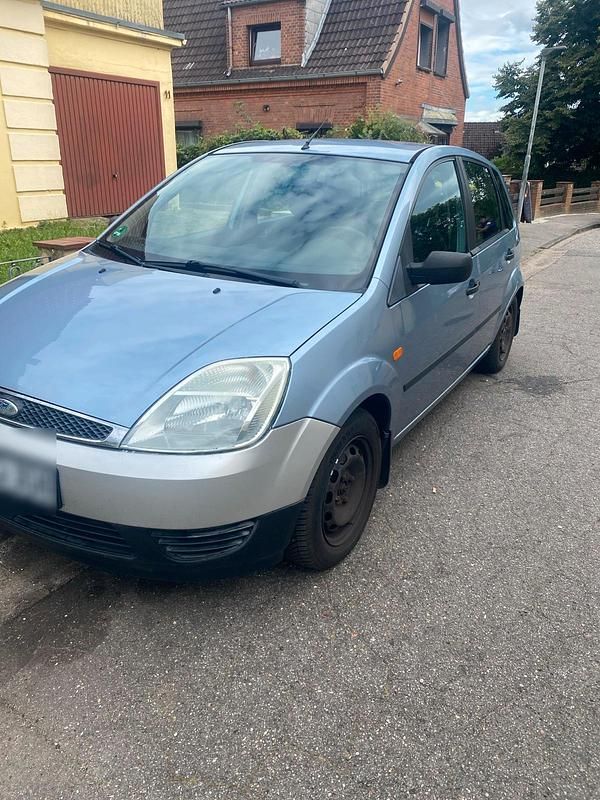 Violet Gebraucht 2005 Ford Fiesta Kleinwagen | 1.500 € (Fairer Preis) - Bild 1/4