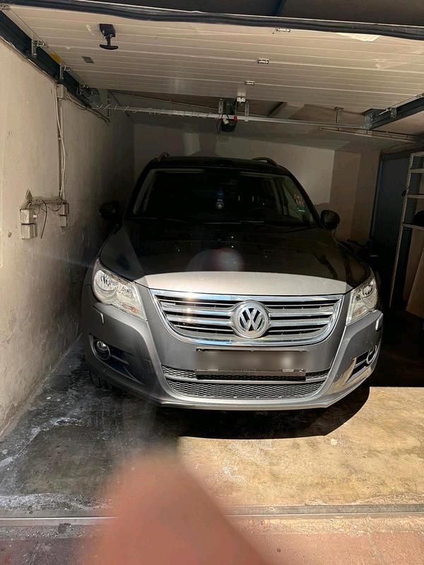 Gebraucht VW Golf 79 PS (58 kW) 2011 Grau SUV