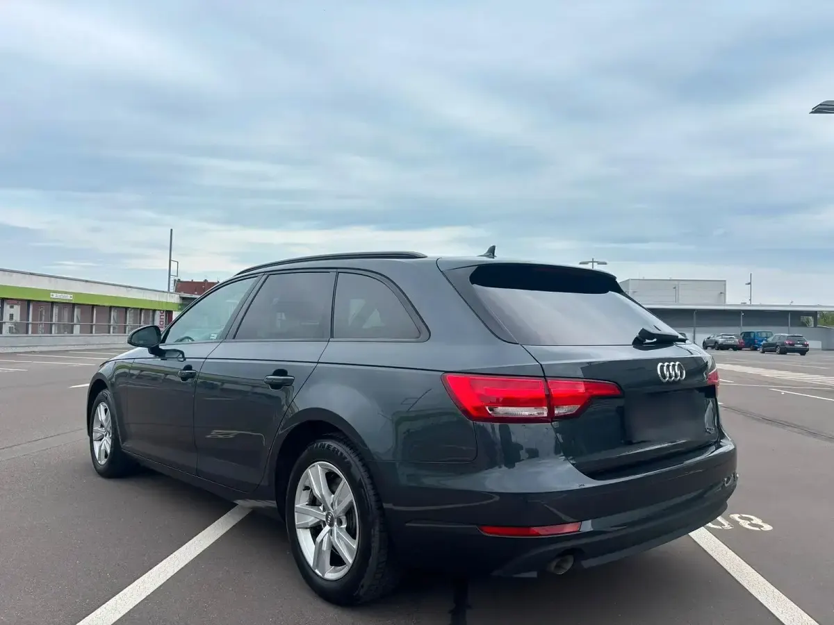 Gebraucht Audi A4 Sport 150 PS (110 kW) 2017 Kombi