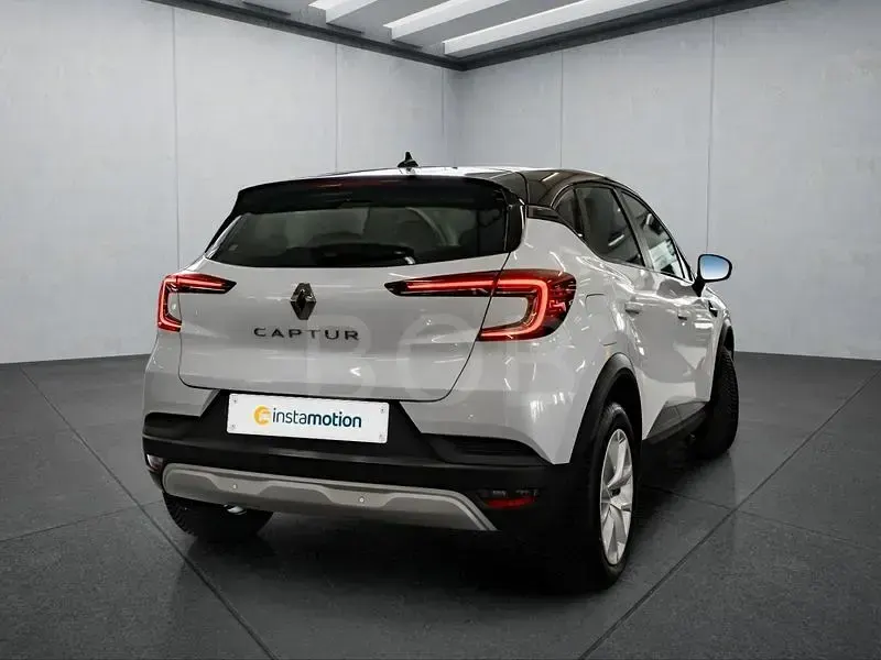 Gebraucht Renault Captur 140 PS (102 kW) 2024 Weiß SUV