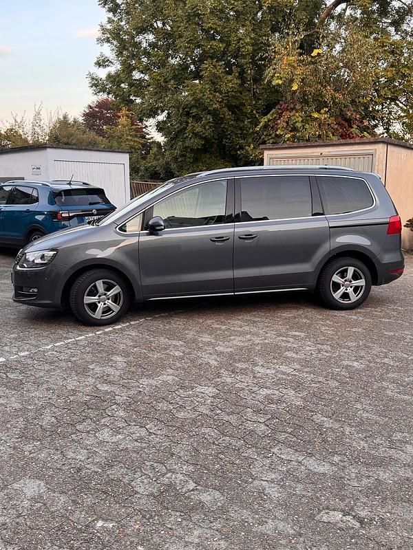 Gebraucht VW Sharan 170 PS (125 kW) 2013 Grau Van / Kleinbus