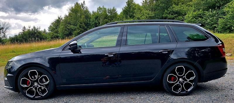 Gebraucht Skoda Octavia RS 184 PS (135 kW) 2019 Schwarz Kombi