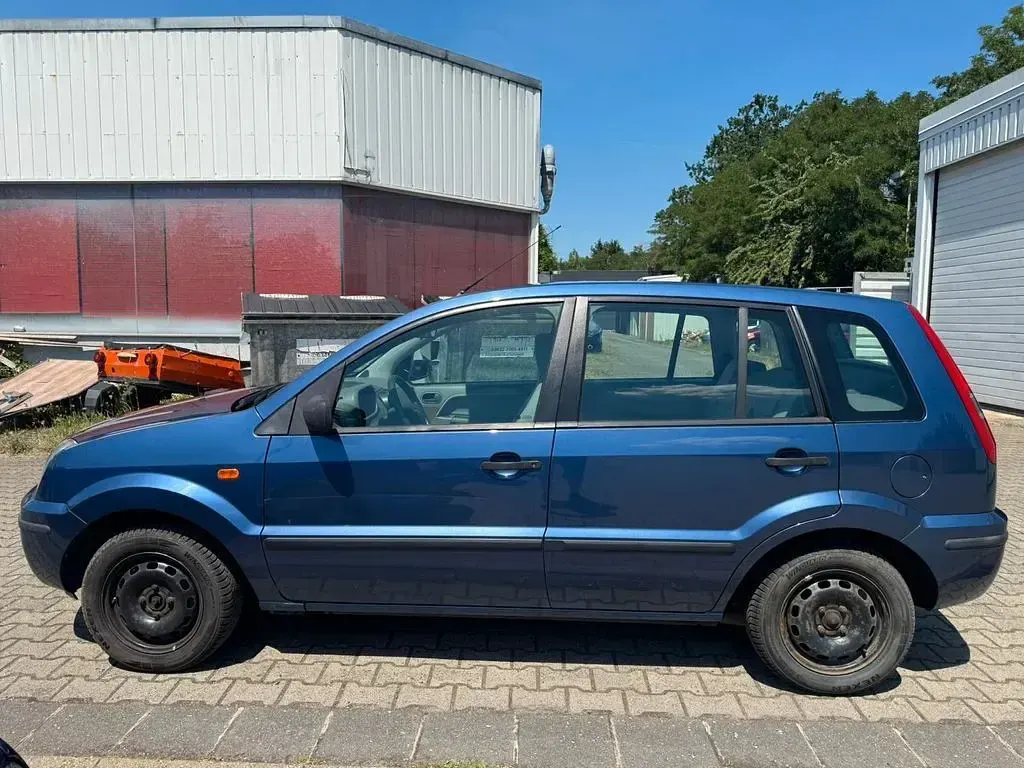 Gebraucht Ford Fusion Ambiente 101 PS (74 kW) 2005 Blau Kleinwagen
