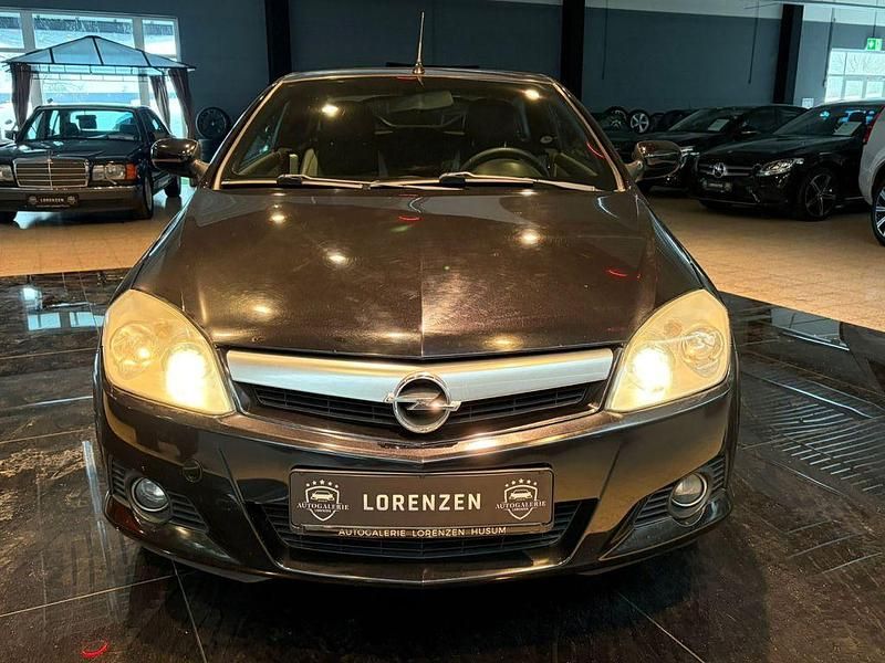 Gebraucht Opel Tigra Edition 125 PS (91 kW) 2007 Schwarz Cabrio