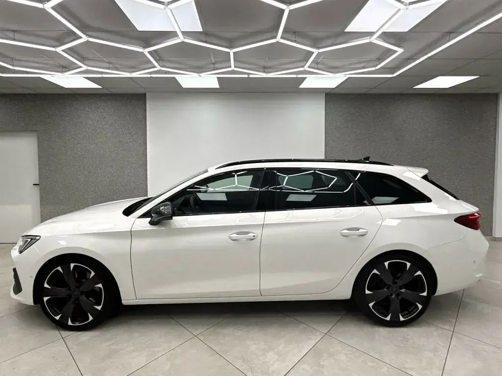 Gebraucht Cupra Leon VZ 245 PS (180 kW) 2023 Candyweiß Kombi