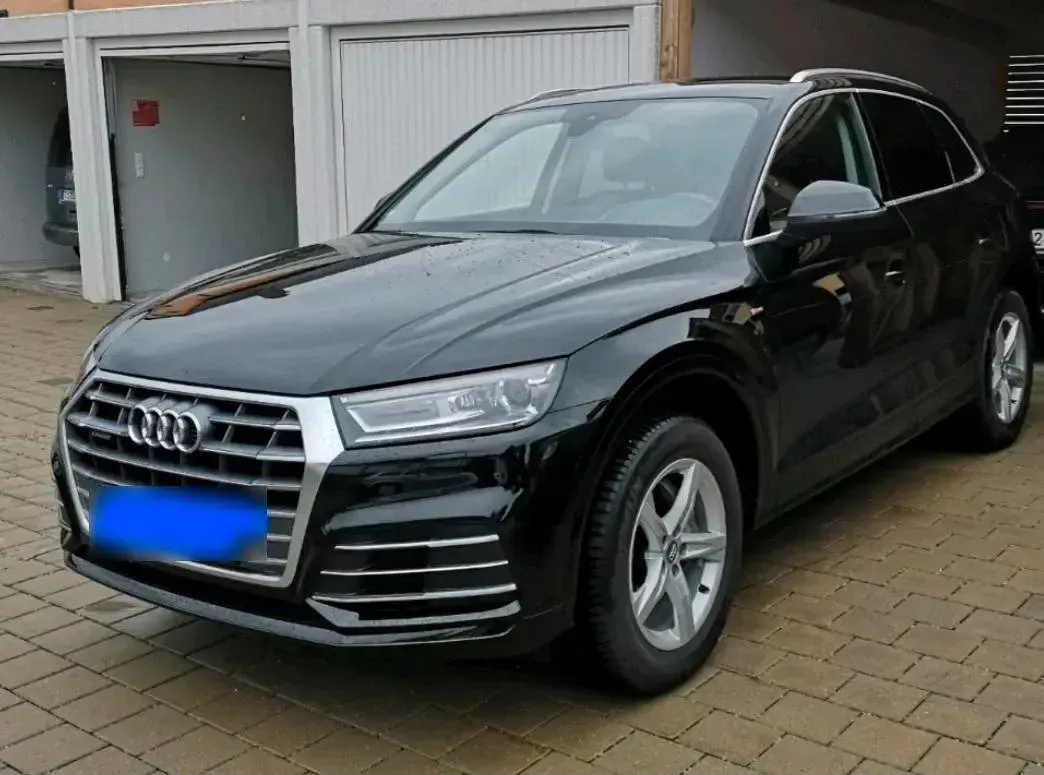 Używany Audi Q5 S-Line 190 KM (139 kW) 2018 Czarny SUV