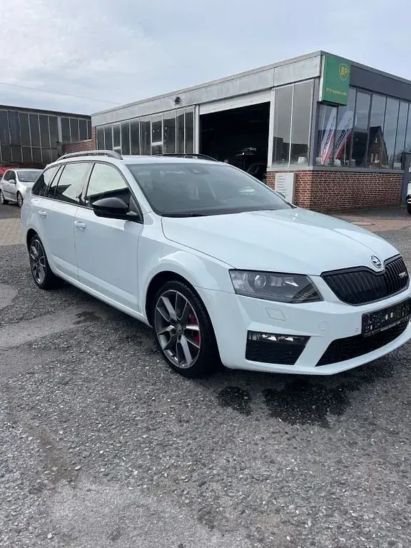 Gebraucht Skoda Octavia RS 185 PS (136 kW) 2015 Weiß Kombi