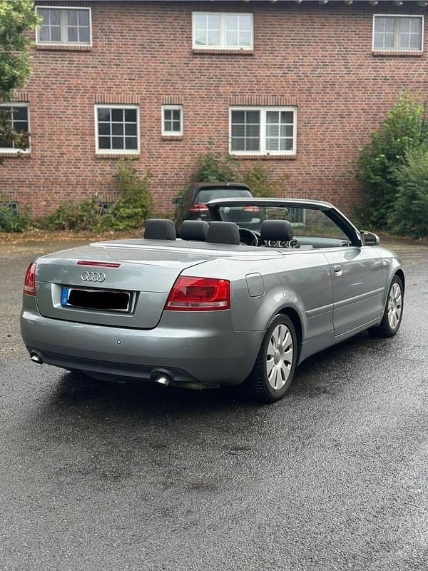 Gebraucht Audi A4 Cabriolet 232 PS (170 kW) 2006 Grau Cabrio