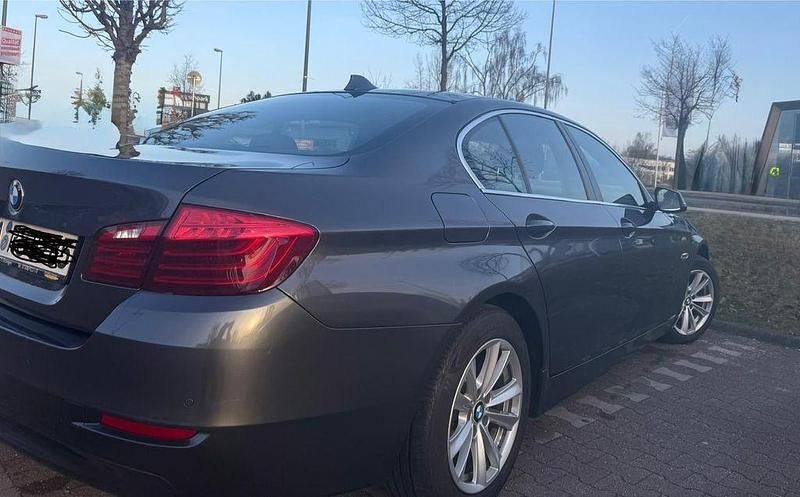 Gebraucht BMW 520 Efficient Dynamics 190 PS (139 kW) 2016 Grau Limousine