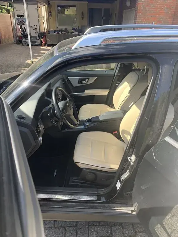 Gebraucht Mercedes GLK220 170 PS (125 kW) 2010 Schwarz SUV