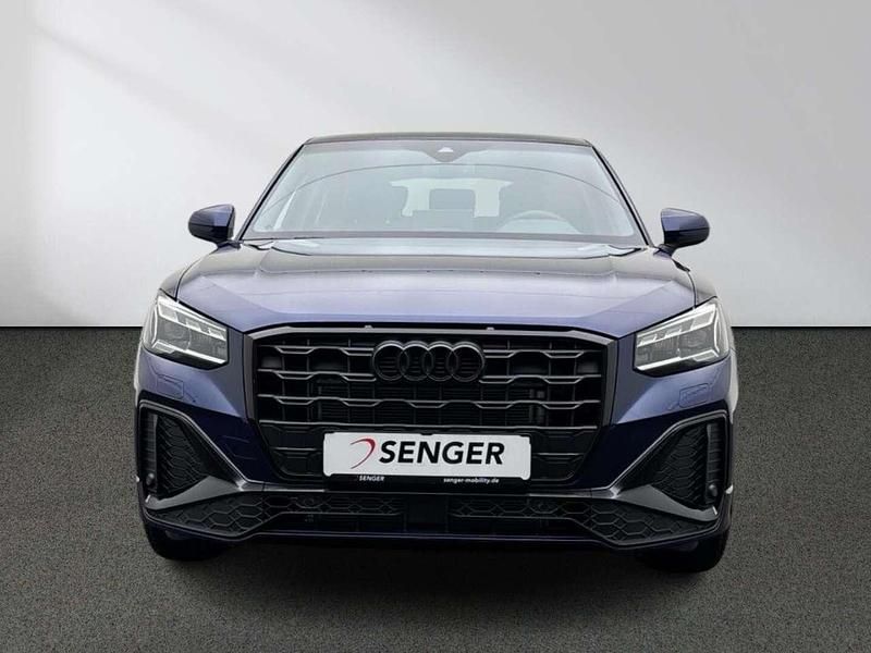 Neu Audi Q2 S-Line 150 PS (110 kW) 2026 Navarrablau SUV