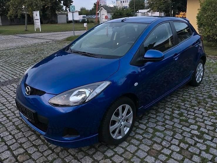 Blau Gebraucht 2010 Mazda 2 Kleinwagen | 4.250 € (Fairer Preis) - Bild 1/4