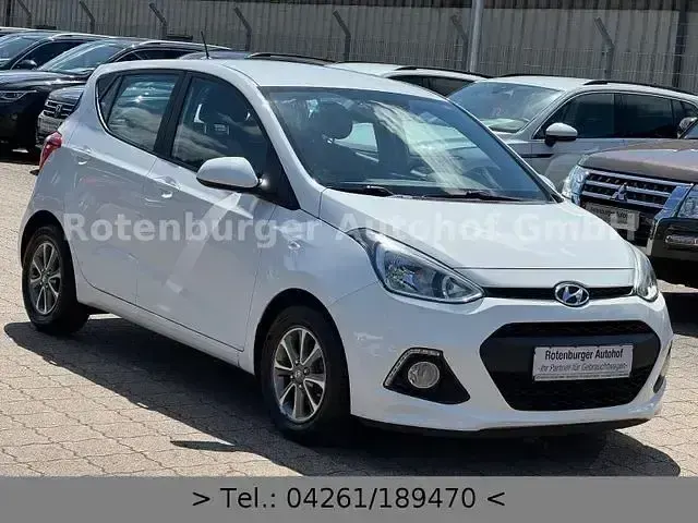 Gebraucht Hyundai i10 Intro Edition 67 PS (49 kW) 2014 Weiß Kleinwagen