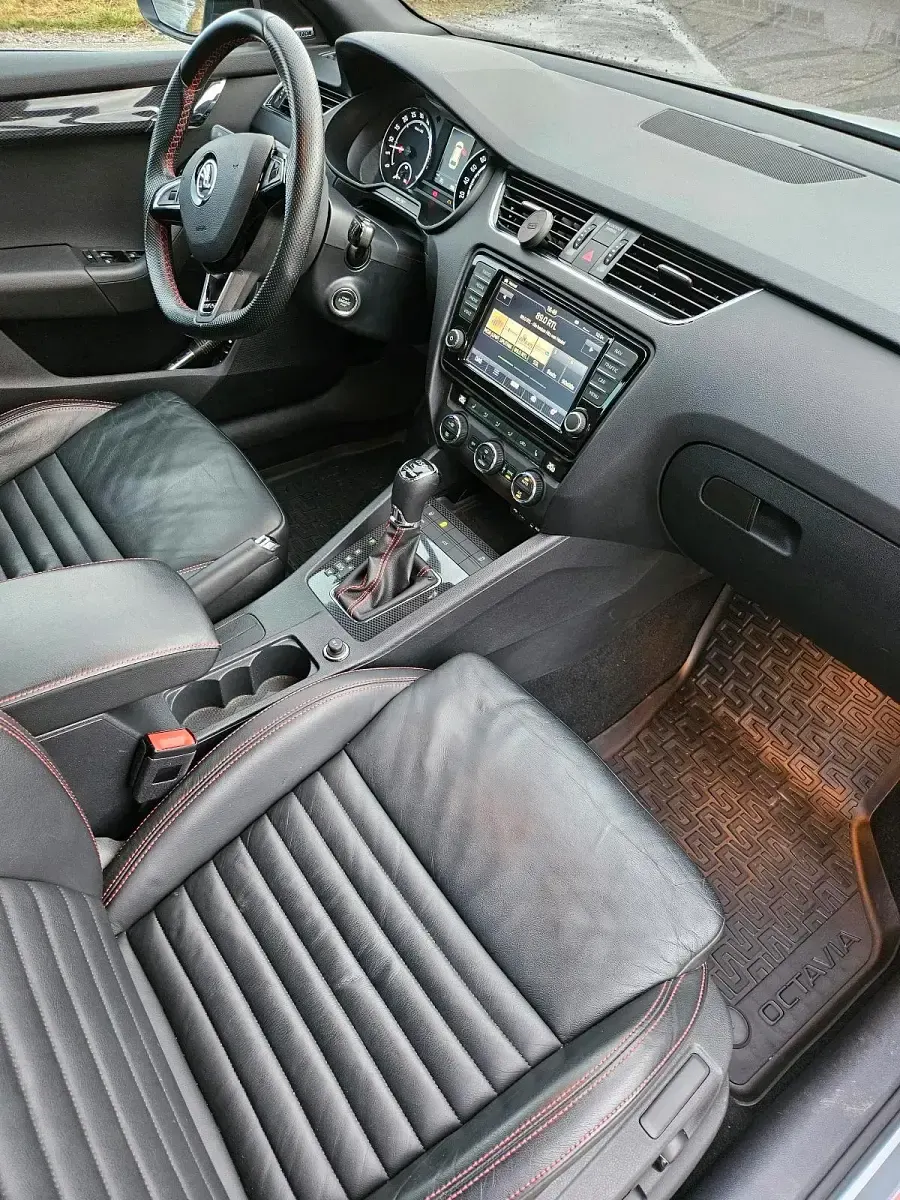 Gebraucht Skoda Octavia RS 184 PS (135 kW) 2016 Weiß Kombi