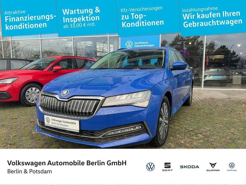 Blau Gebraucht 2022 Skoda Superb Ambition Kombi | 21.650 € - Bild 1/4