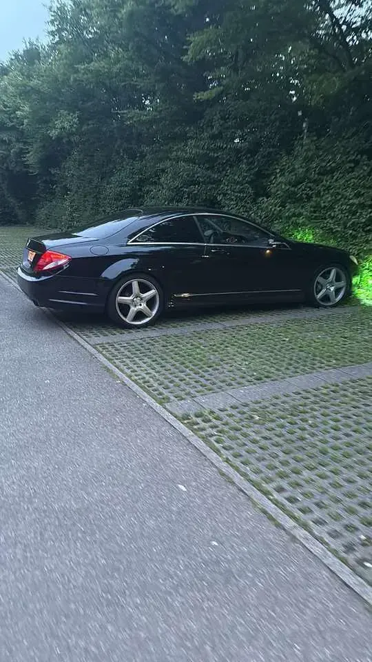 Gebraucht Mercedes CL500 387 PS (284 kW) 2008 Schwarz Coupé